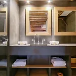 Outstanding Luxury Flat 4p-boulevard Saint Germain شقة *