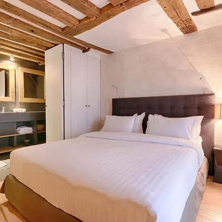 Outstanding Luxury Flat 4p-boulevard Saint Germain Apartamento París